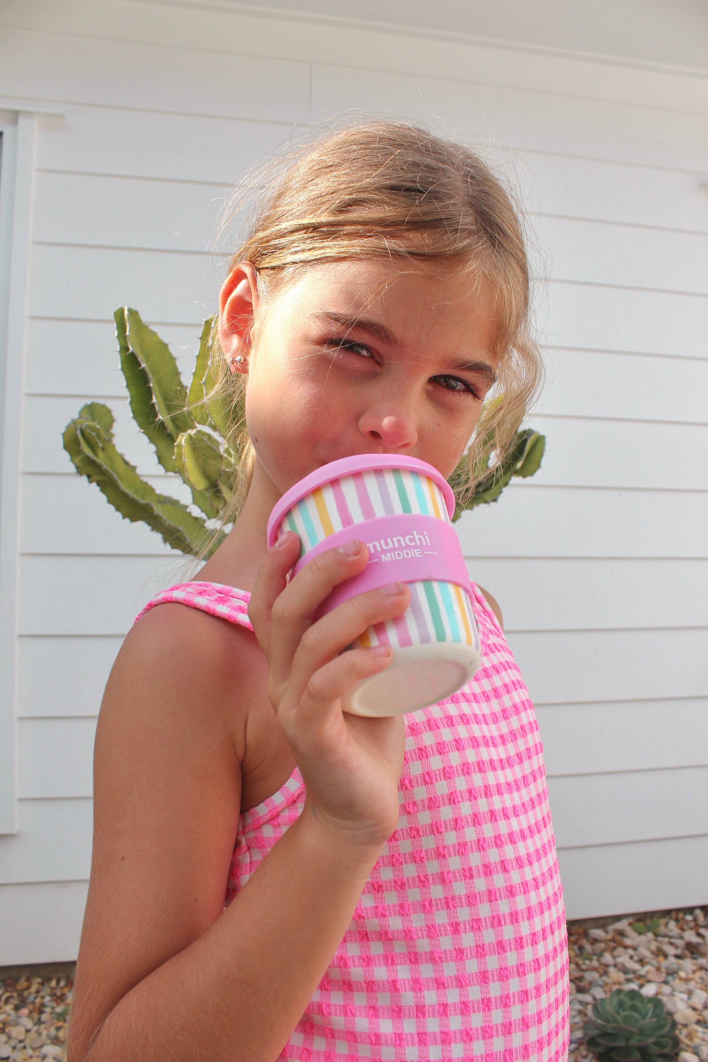 Middie Single Cup (8oz/240ml) Pink Straw Included - Calypso
