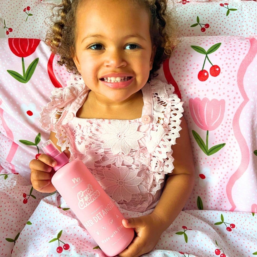 Natural Plant Based Hair Detangler in Strawberry