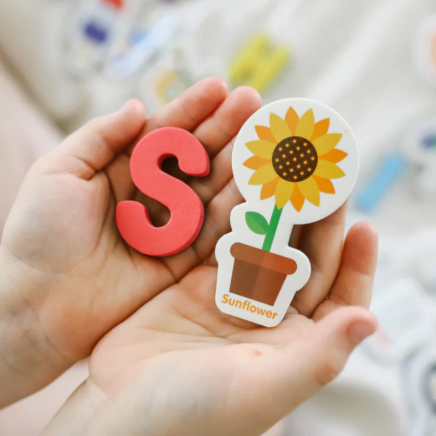 Curious Columbus - Magnetic Objects and Letters