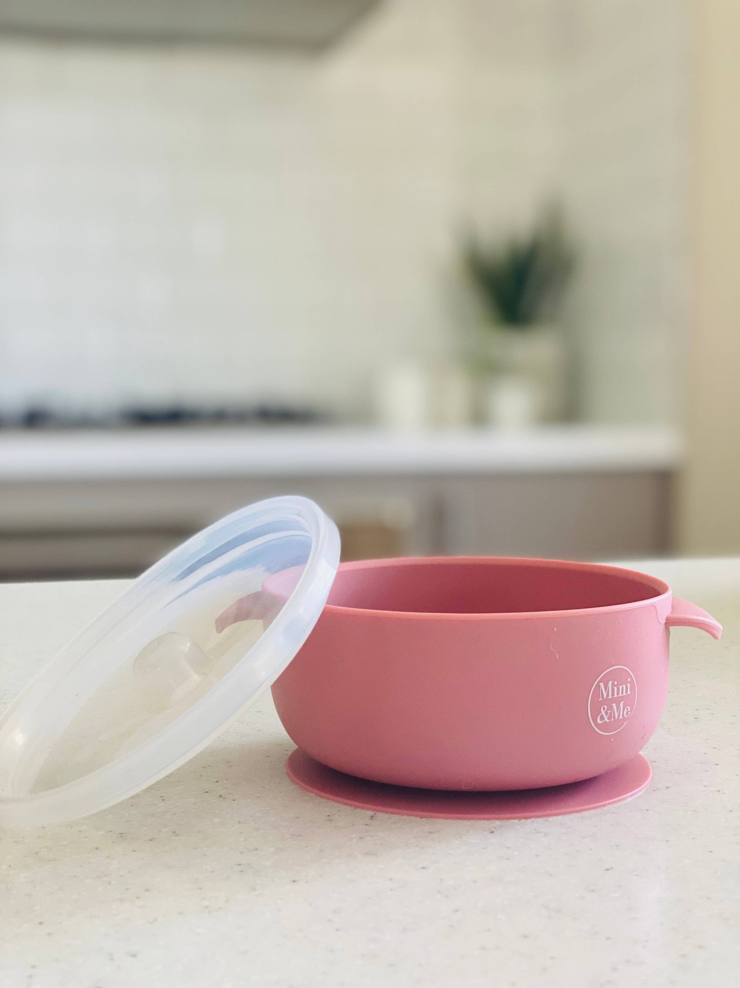 Mini & Me Round Bowl with Lid Guava