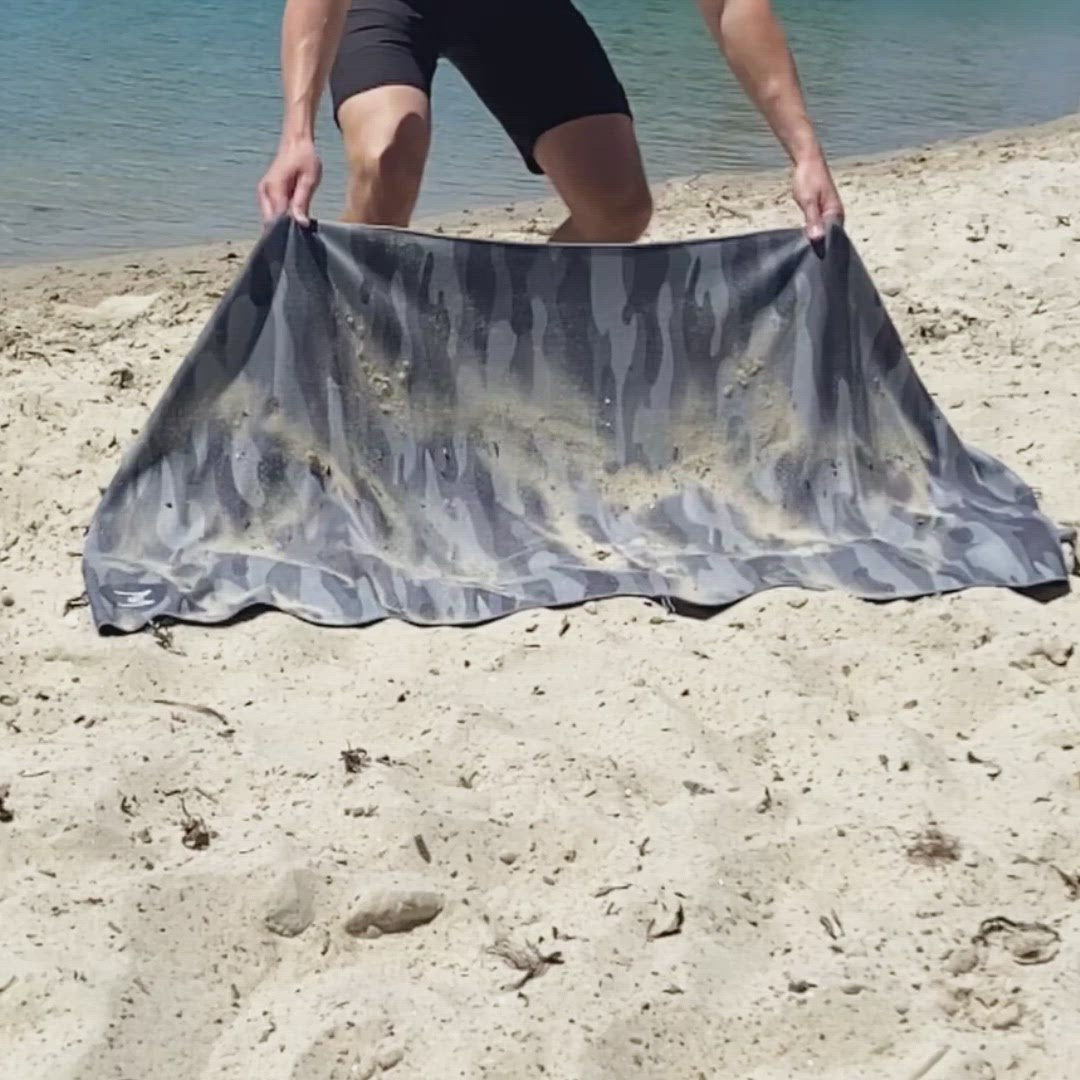 MontiiCo - Beach Towel and Bag Set - Combat